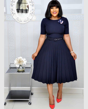 Plus Size Pleated Dress – Round Neck Mother’s Dress for Women